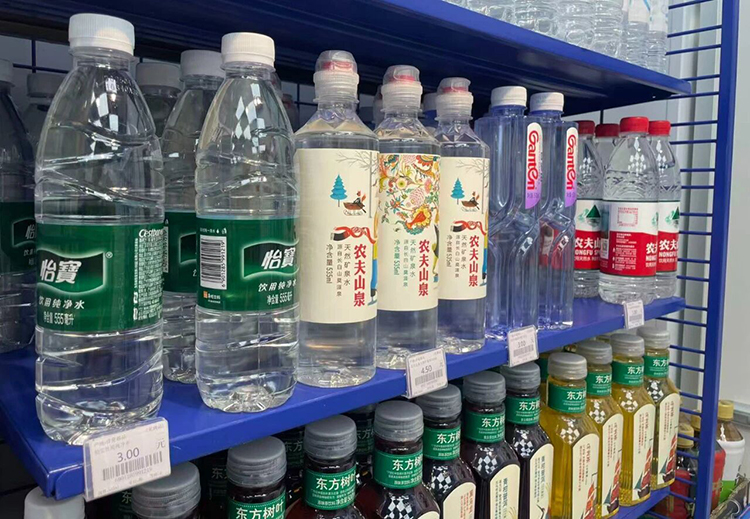 水战2025：1元水成常态，娃哈哈杀进一线